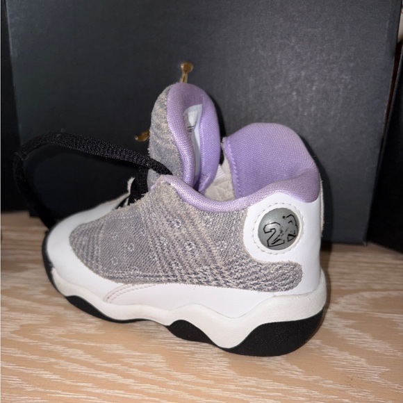 Jordan 13 Retro (TD) White & Purple Sneakers - Picture 4 of 13